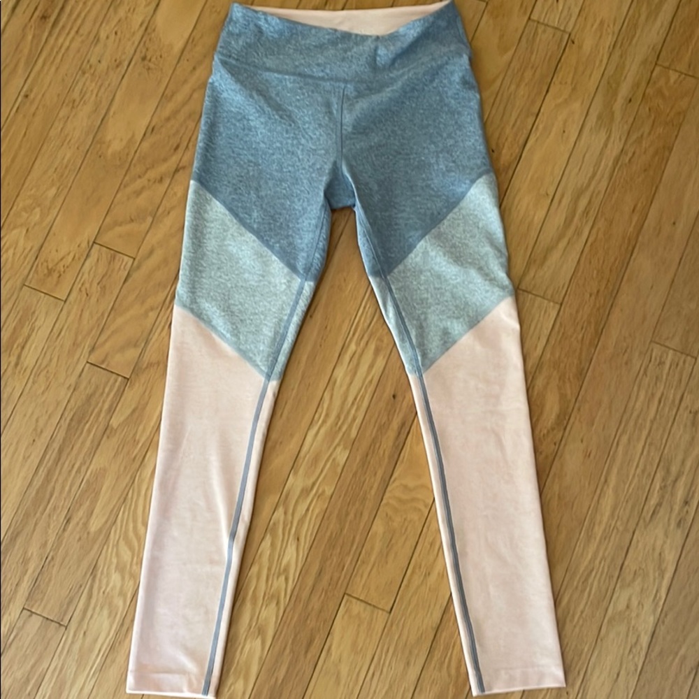 Outdoor Voices Springs 7/8 color block High Rise Legging - Picture 6 of 8